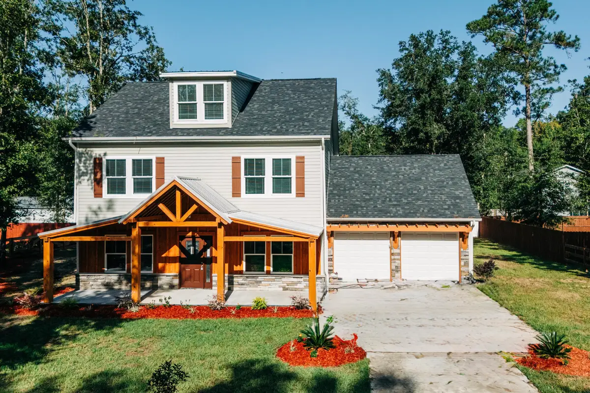 438 Locust Street, Walterboro, SC 29488 - Image #1