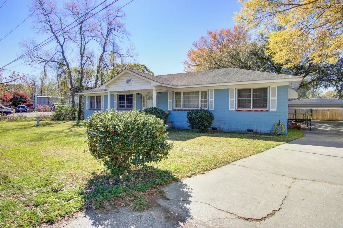1925 Belgrade Avenue, Charleston, SC 29407 - Image #1