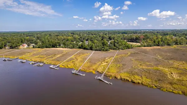 316 Anadale Court, North Charleston, SC 29418