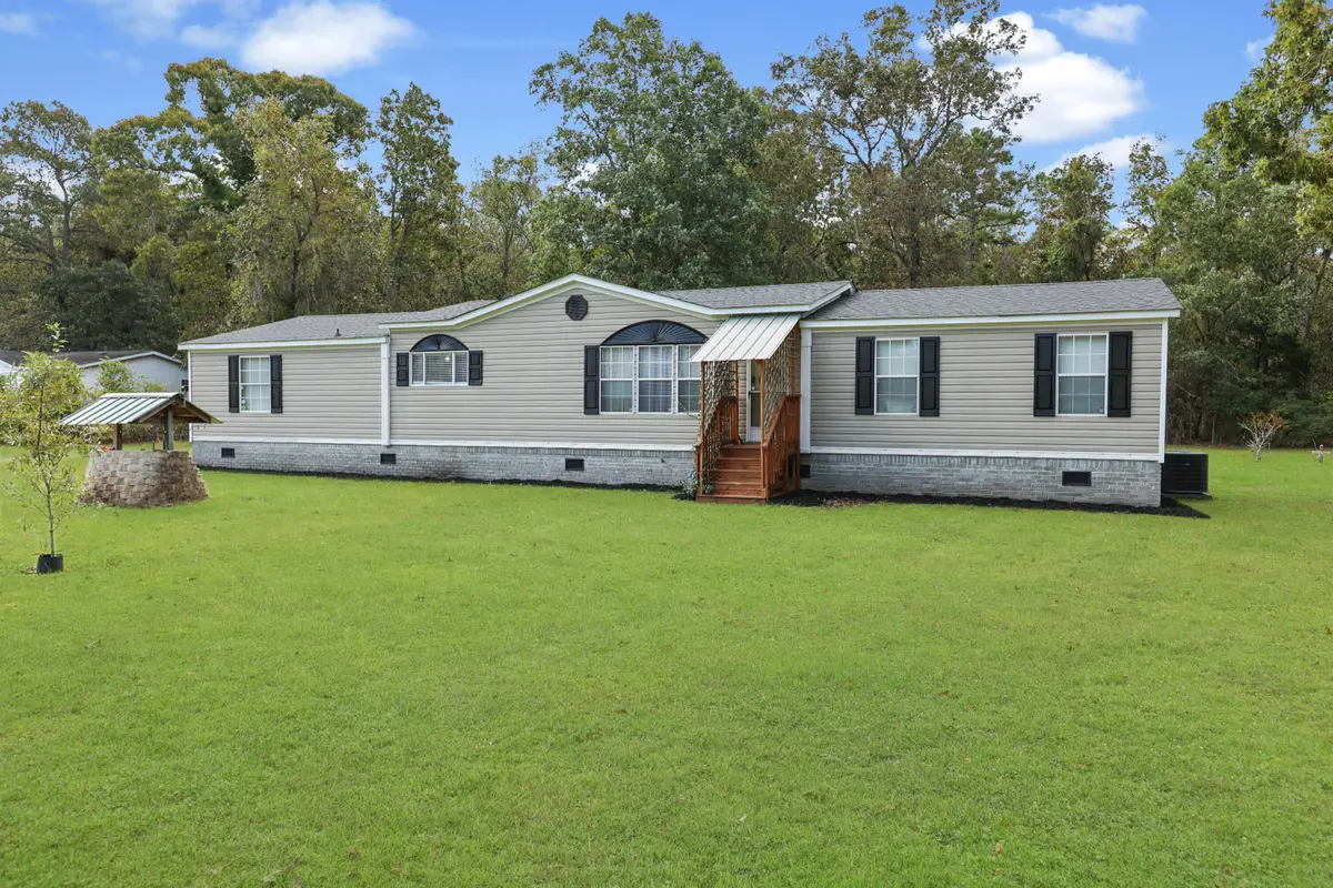 185 Moncks Corner Road, Eutawville, SC 29048 - #1