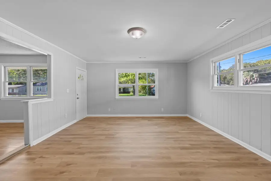 2507 Violet Avenue, North Charleston, SC 29405 - Image #2