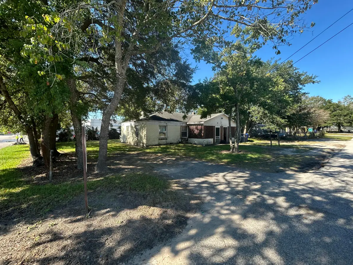 3313 Goldenrod Street, North Charleston, SC 29405 - #1