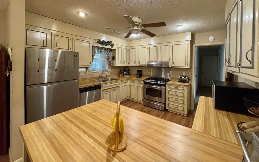 4057 Creekmoor Drive, Orangeburg, SC 29118 - Image #3