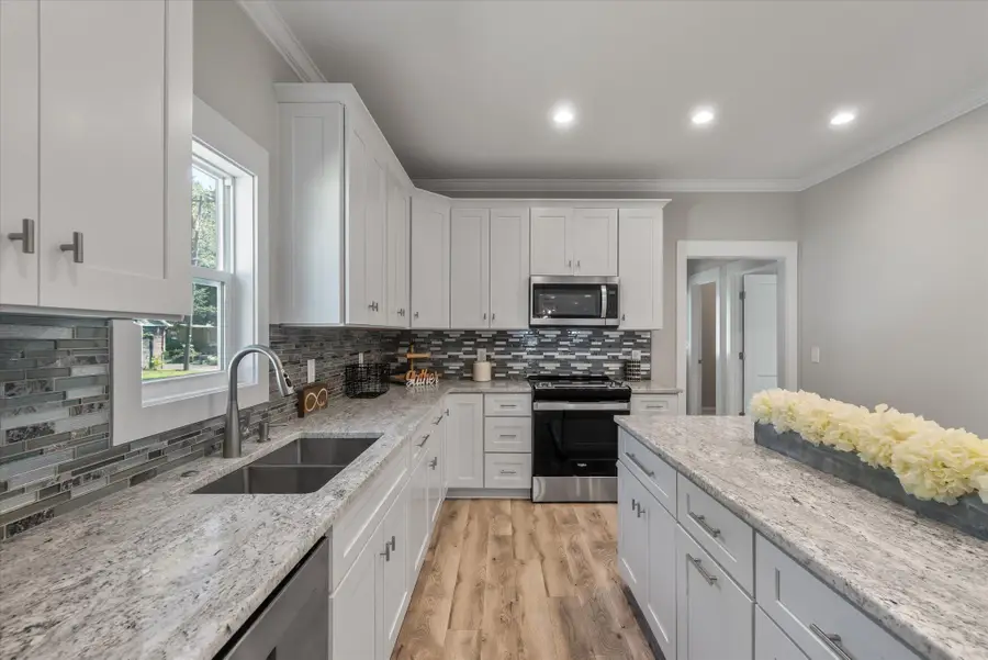 4566 Durant Avenue, North Charleston, SC 29405 - Image #2