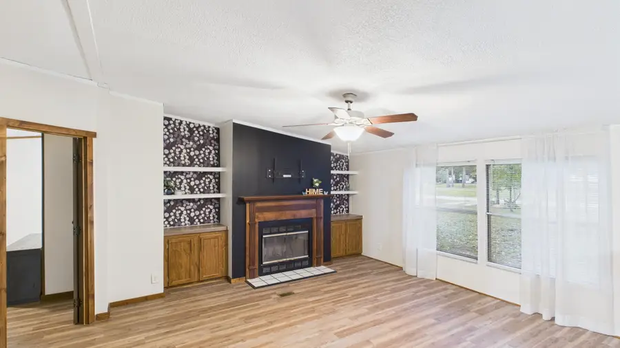 623 Barn Road, Bonneau, SC 29431 - Image #2