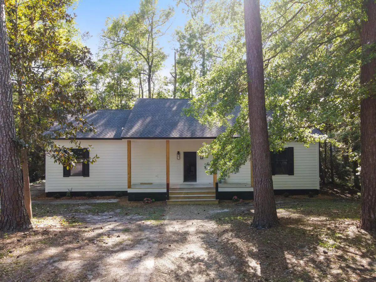 406 Center Street, Walterboro, SC 29488 - Image #1