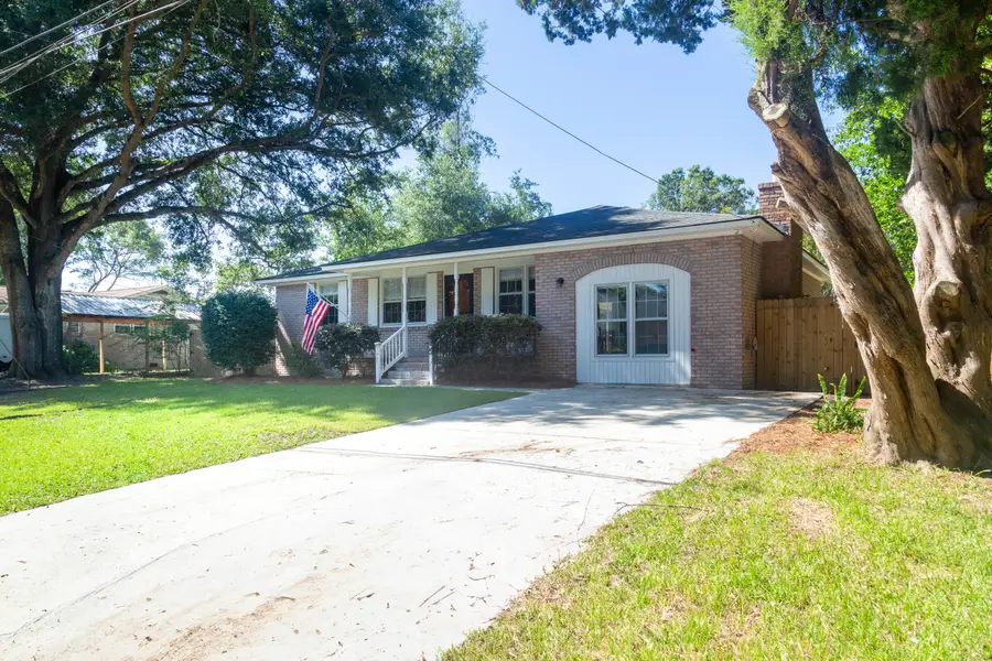 1261 Hampshire Road, Charleston, SC 29412 - Image #3