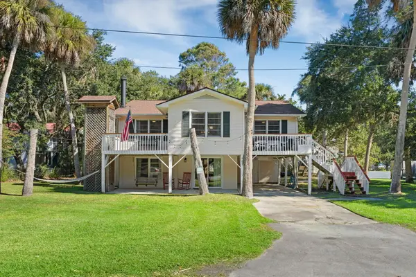 607 Portia Street, Edisto Island, SC 29438