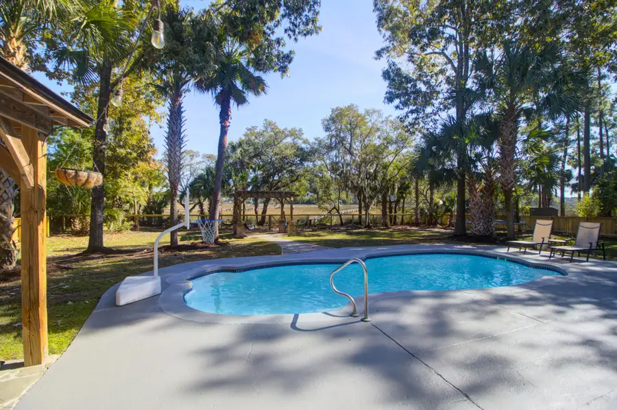 1913 Dunes Mill Way, Mount Pleasant, SC 29466 - Image #2