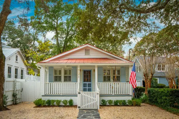 721 Royall Avenue, Mount Pleasant, SC 29464