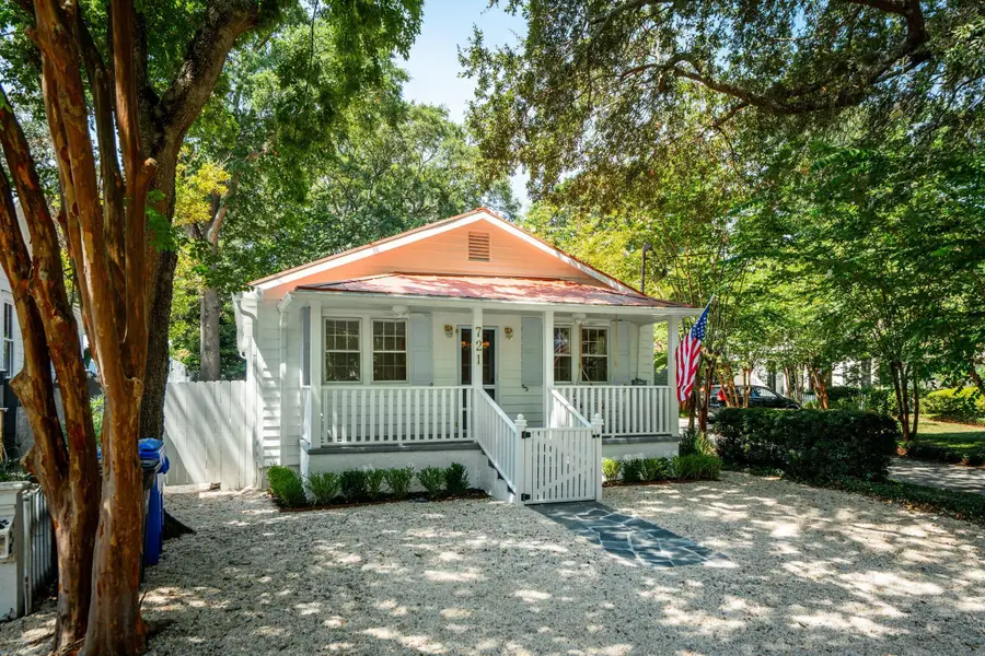 721 Royall Avenue, Mount Pleasant, SC 29464 - Image #2