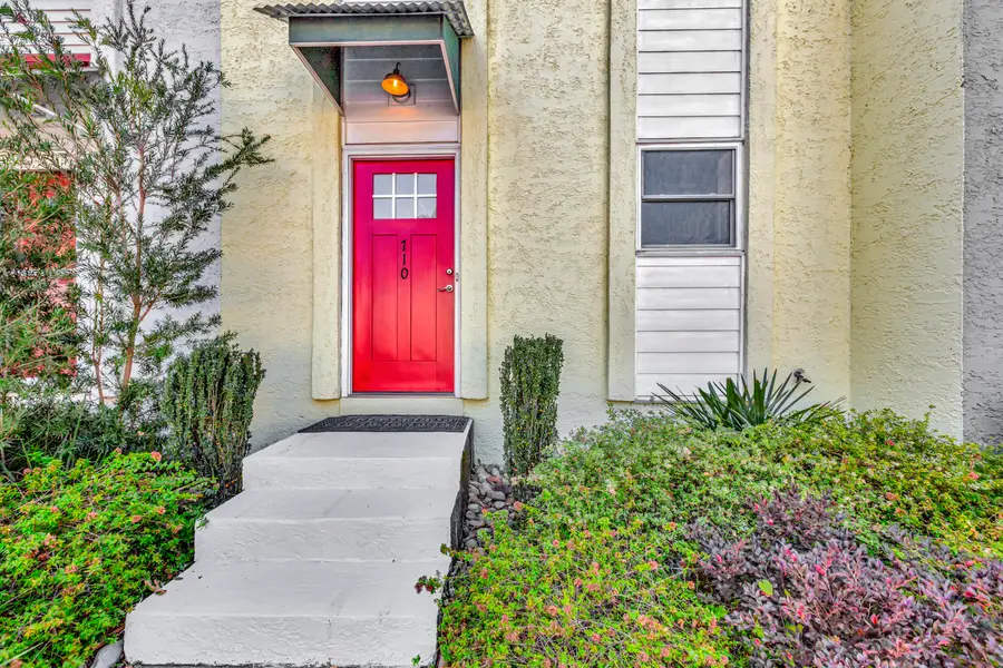 710 Davenport Drive, Mount Pleasant, SC 29464 - Image #2