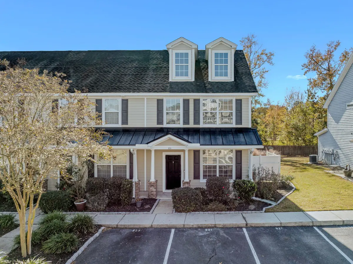 821 Hemingway Circle, Summerville, SC 29483 - Image #1