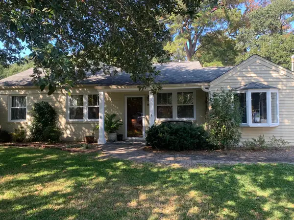 734 Powhatan Avenue, Mount Pleasant, SC 29464
