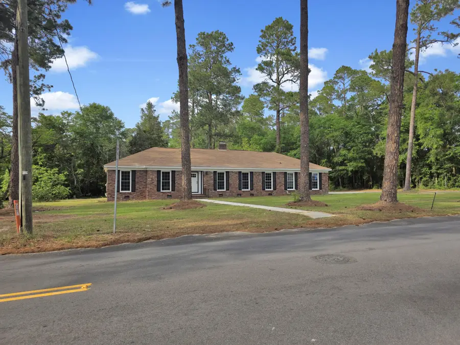 697 Wells Drive, Orangeburg, SC 29115 - Image #2