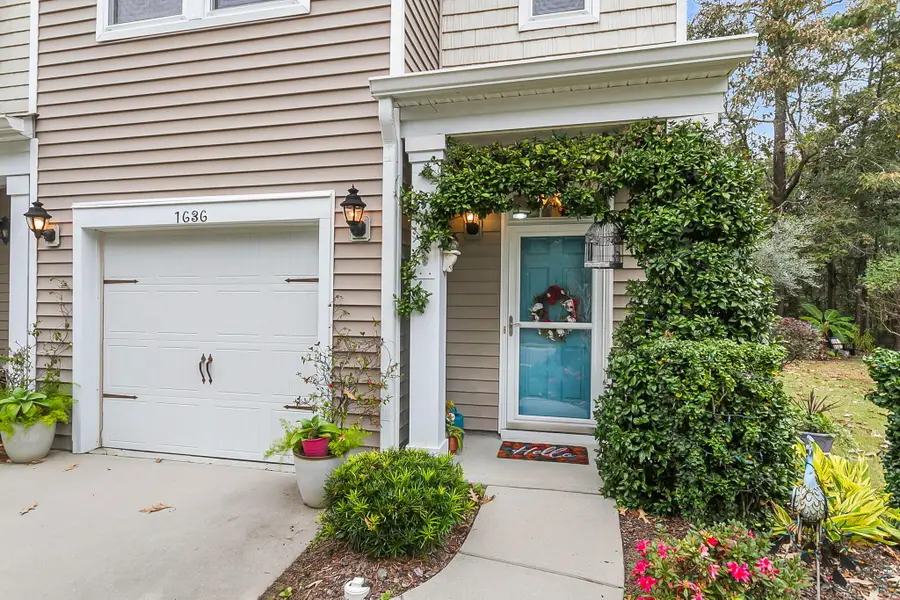 1636 Saint Johns Parrish Way, Johns Island, SC 29455 - Image #2