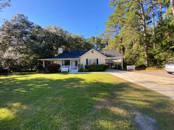 814 N Cedar Street #A & B, Summerville, SC 29483