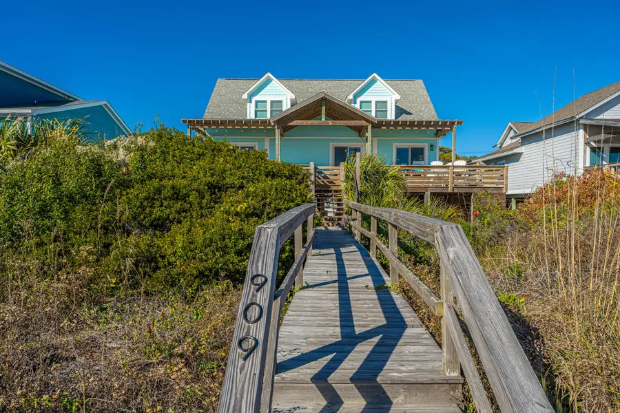 909 E Arctic Avenue, Folly Beach, SC 29439 - #2