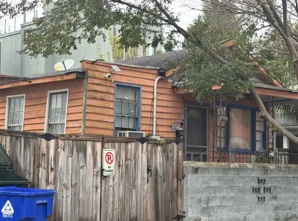 8 N Sheppard Street, Charleston, SC 29403