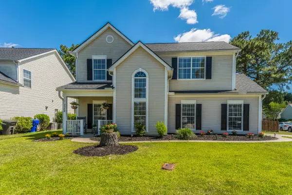 2388 Parsonage Woods Lane, Mount Pleasant, SC 29466