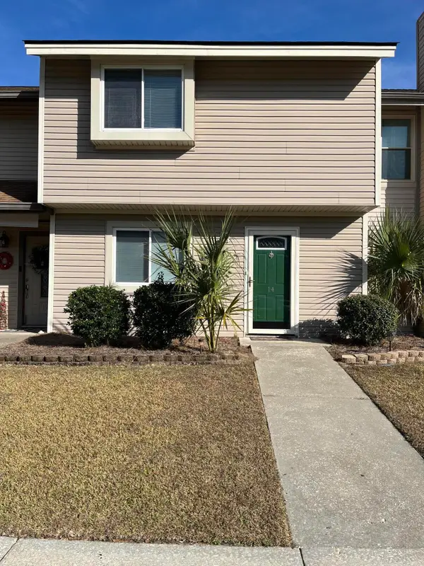 14 Hunters Court, Goose Creek, SC 29445