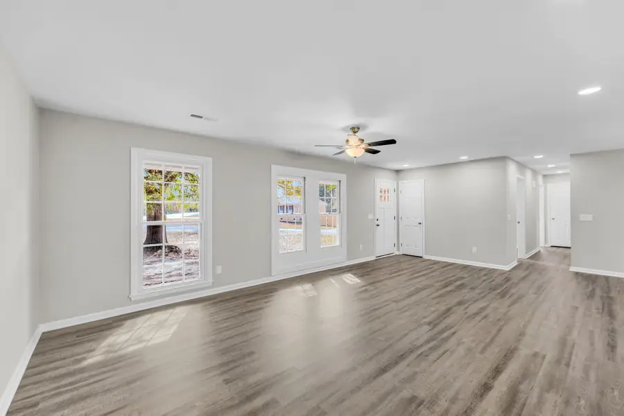 75 University Drive, Ladson, SC 29456 - Image #3