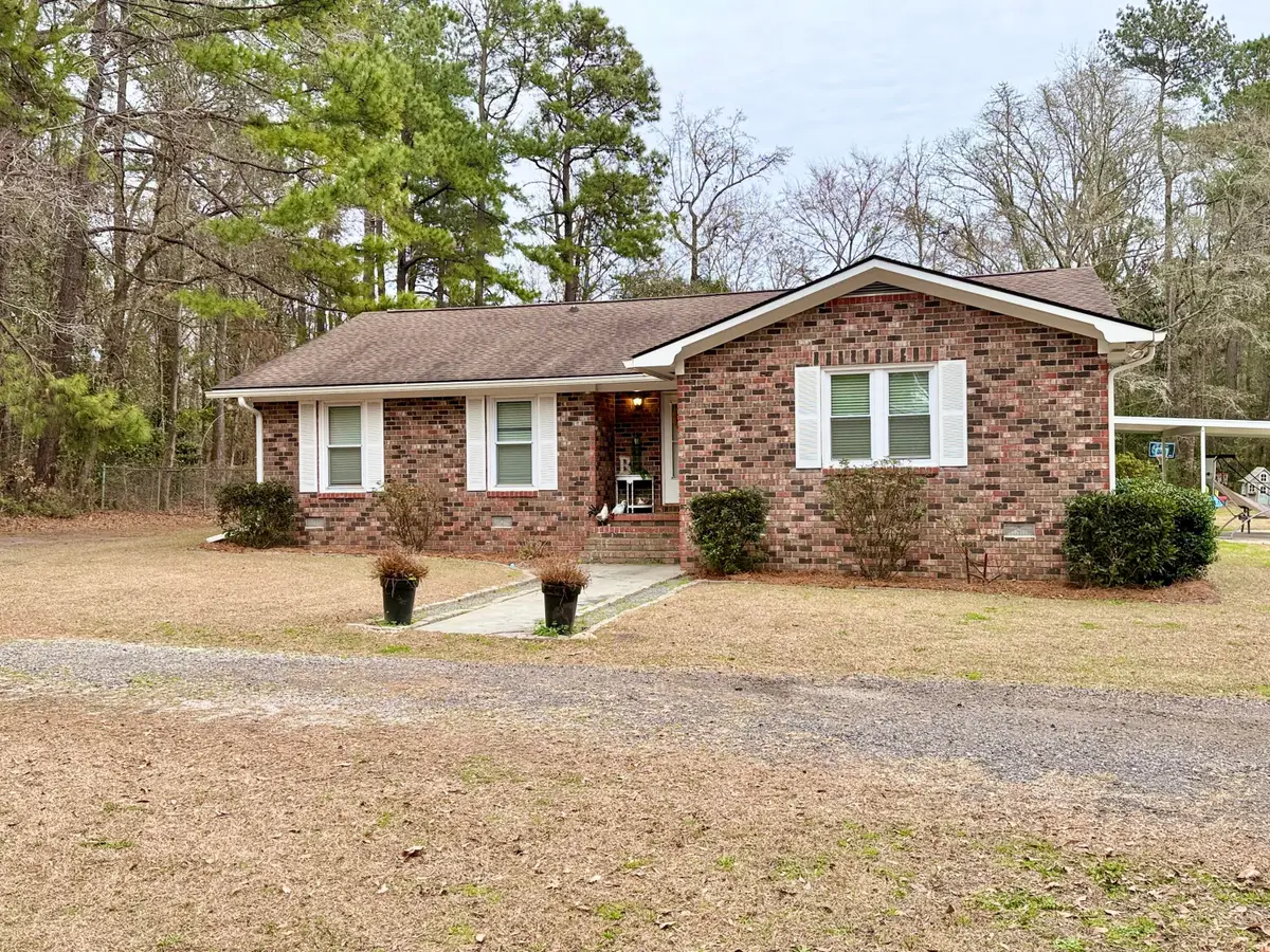 125 Atkinson Lane, Bonneau, SC 29431 - Image #1