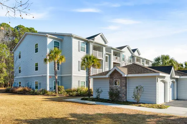 1300 Park West Boulevard #805, Mount Pleasant, SC 29466