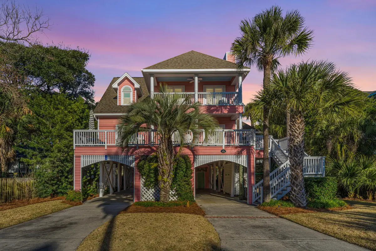 510 E Arctic Avenue, Folly Beach, SC 29439 - Image #1