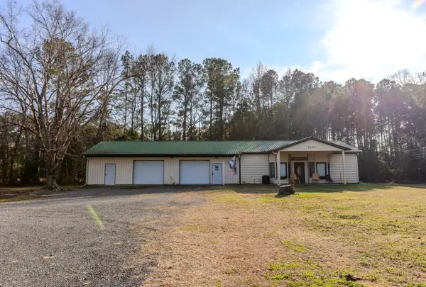 1237 Bethera Road, Bonneau, SC 29431