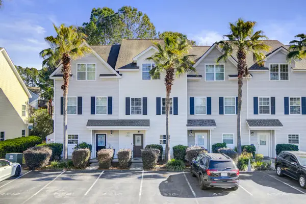 4910 Lake Palmetto Lane, North Charleston, SC 29418