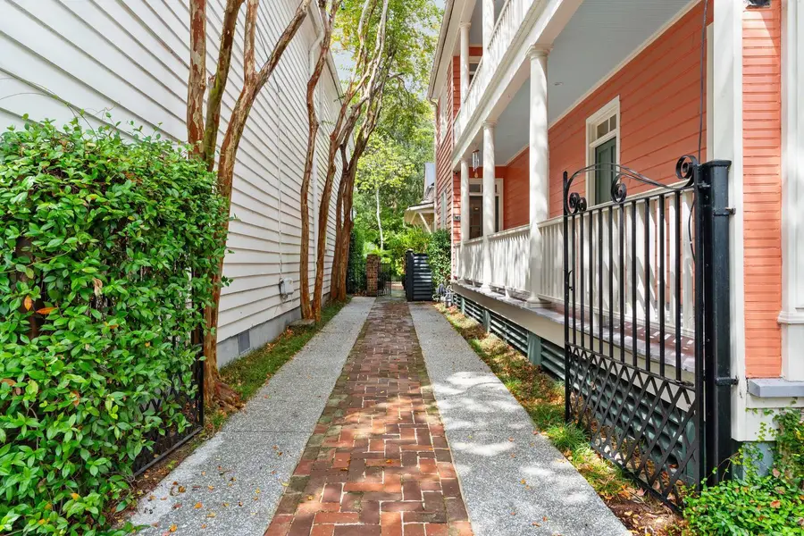 40 Warren Street, Charleston, SC 29403 - Image #2