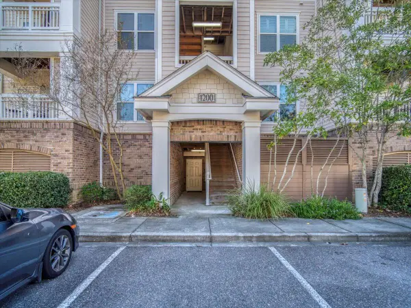 2244 Ashley Crossing Drive #1236, Charleston, SC 29414