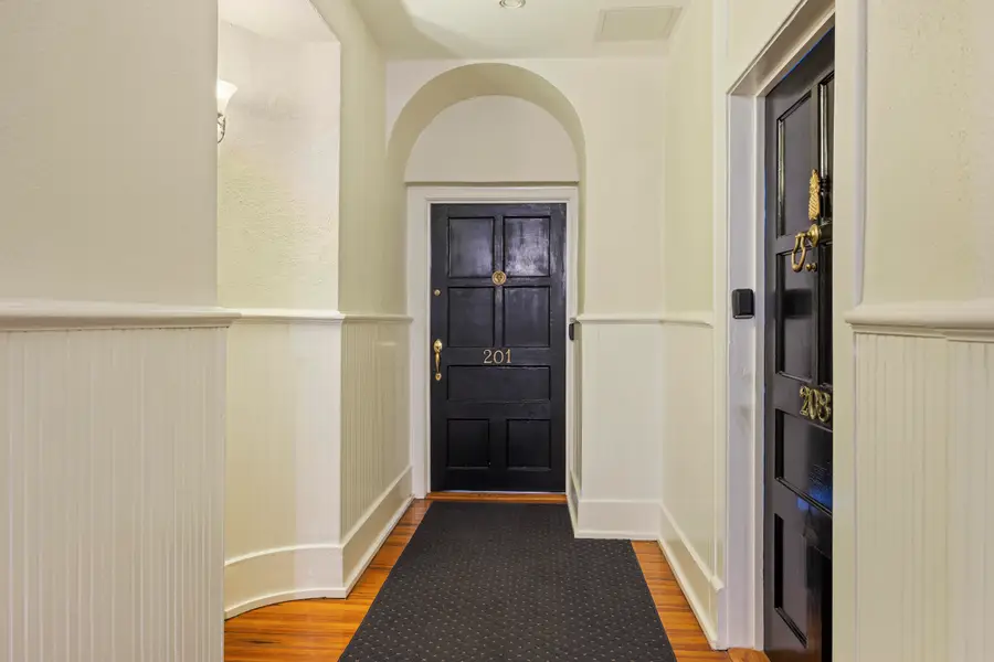 67 Legare #201, Charleston, SC 29401 - Image #3