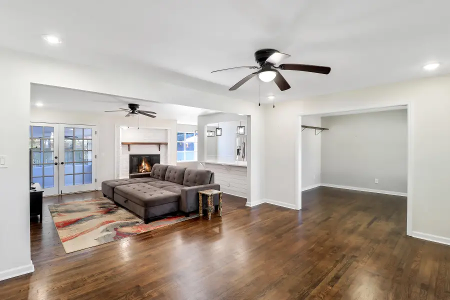 1227 Oakcrest Drive, Charleston, SC 29412 - Image #3