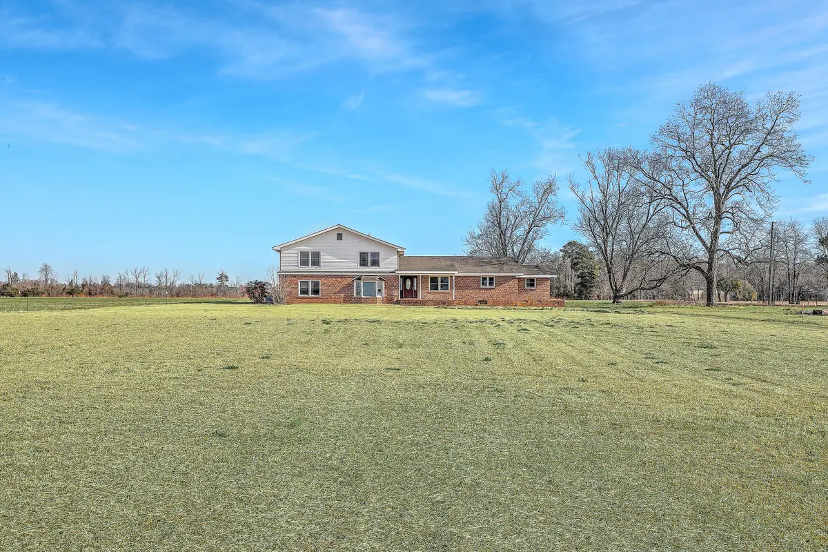 4907 Una Road, Hartsville, SC 29550 - Image #1