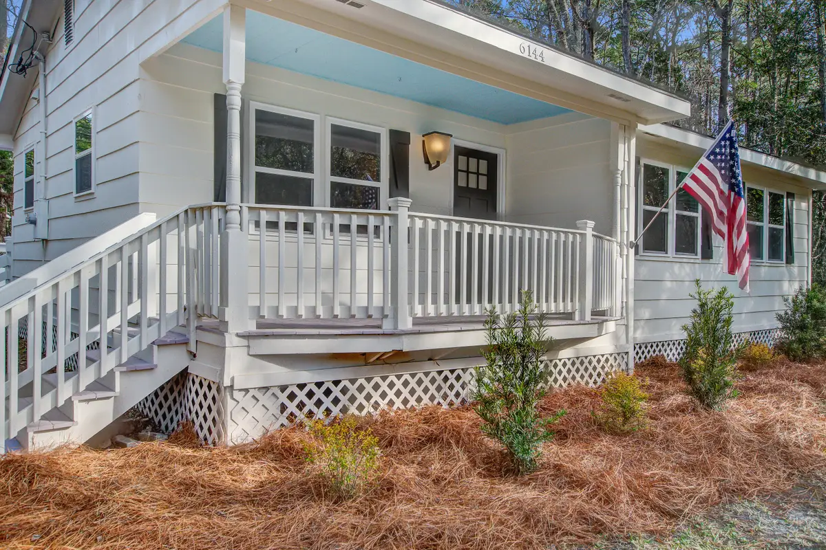 6144 Smith Road, Ravenel, SC 29470 - Image #1