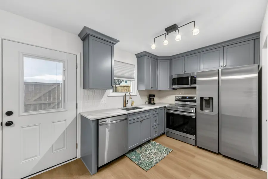 415 Parkdale Drive #8c, Charleston, SC 29414 - Image #3