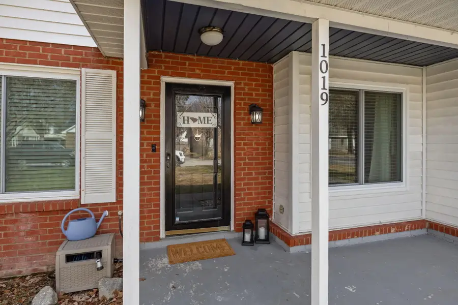 1019 Douglas Wayne Road, Summerville, SC 29486 - Image #3