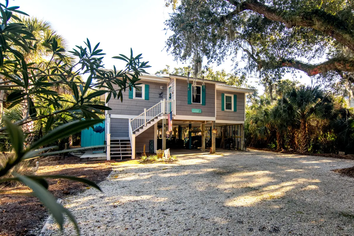 3304 Fort Street, Edisto Island, SC 29438 - Image #1