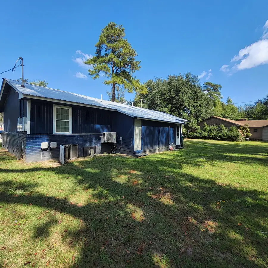 224 E Clark Street, Pinewood, SC 29125 - #3
