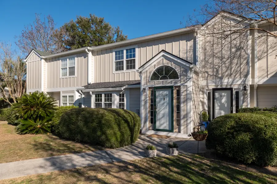 2079 Emerald Terrace, Mount Pleasant, SC 29464 - Image #2