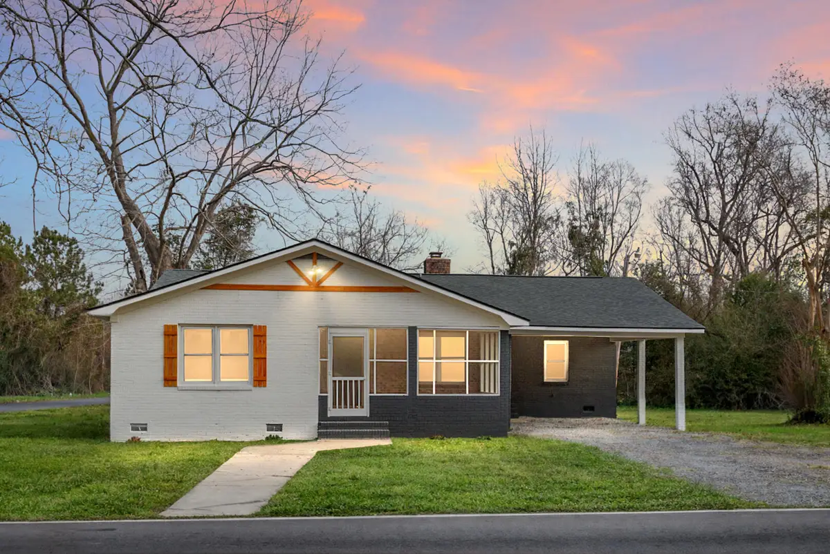 200 Roosevelt Drive, Saint Stephen, SC 29479 - #1