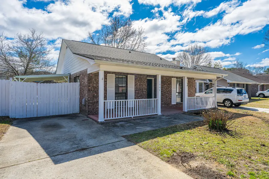 1009 Douglas Wayne Road, Summerville, SC 29486 - #2