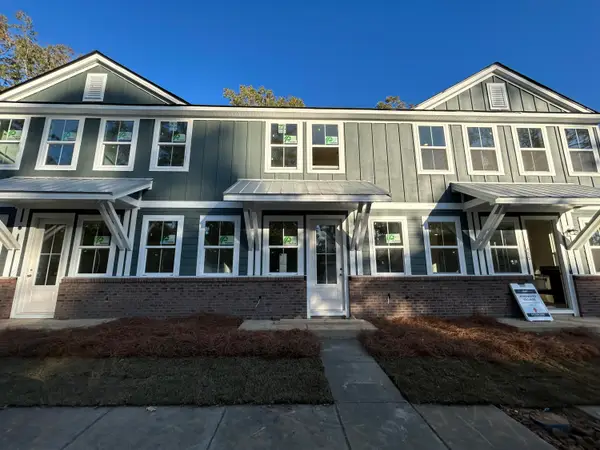 453 Martins Creek Boulevard, Summerville, SC 29485