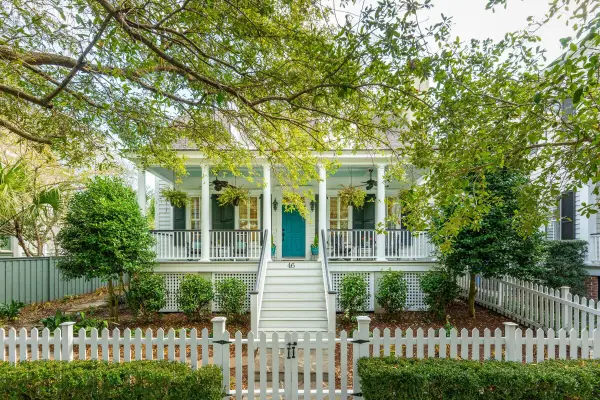 46 Eastlake Road, Mount Pleasant, SC 29464