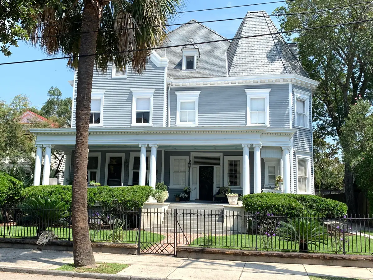 52 S Battery #E, Charleston, SC 29401 - #1