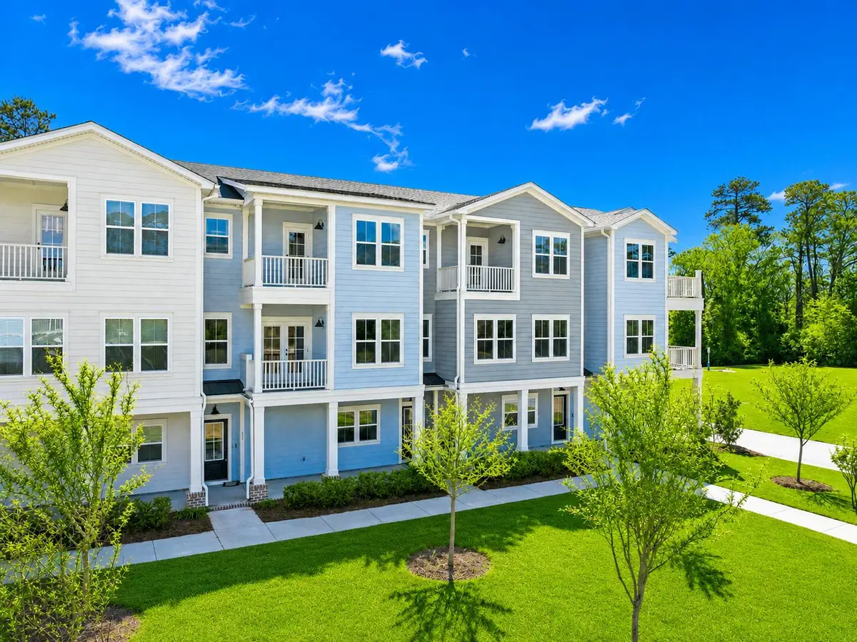 635 N Laurel Street, Summerville, SC 29483 - #1
