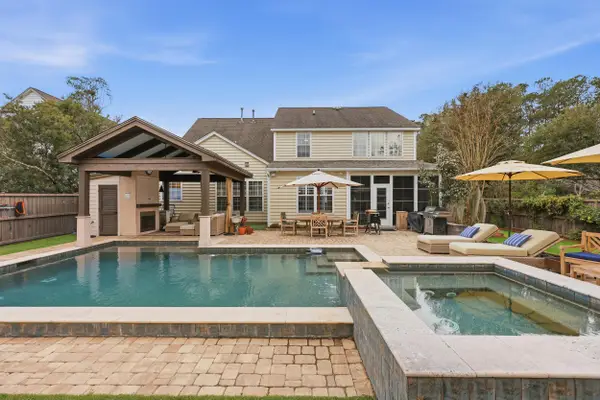 2011 Hammond Drive, Mount Pleasant, SC 29466