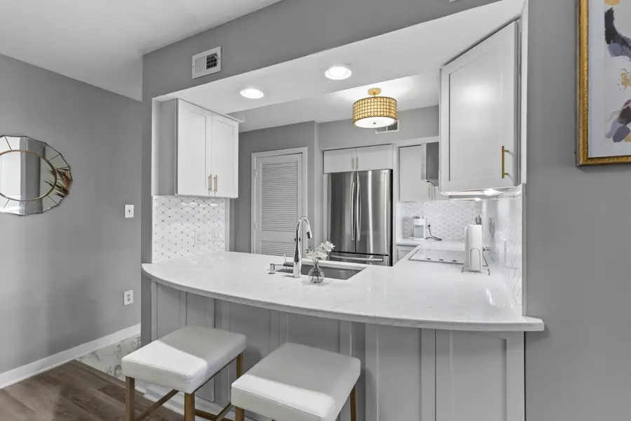 55 Ashley Avenue #Apt 6, Charleston, SC 29401 - #3